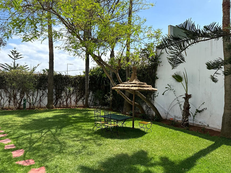 Thumbnail: Villa de Prestige à louer dans Résidence Sécurisée à Ain Diab, Casablanca