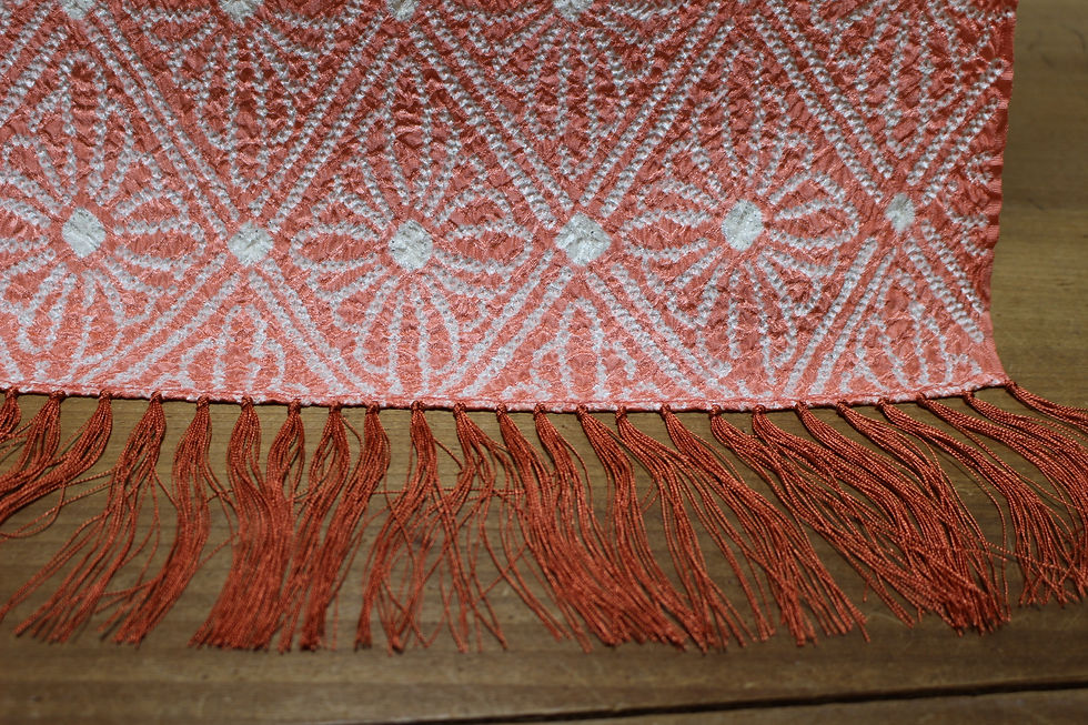 Thumbnail: Kanoko shibori silk shawl　salmon pink【Hishigata】