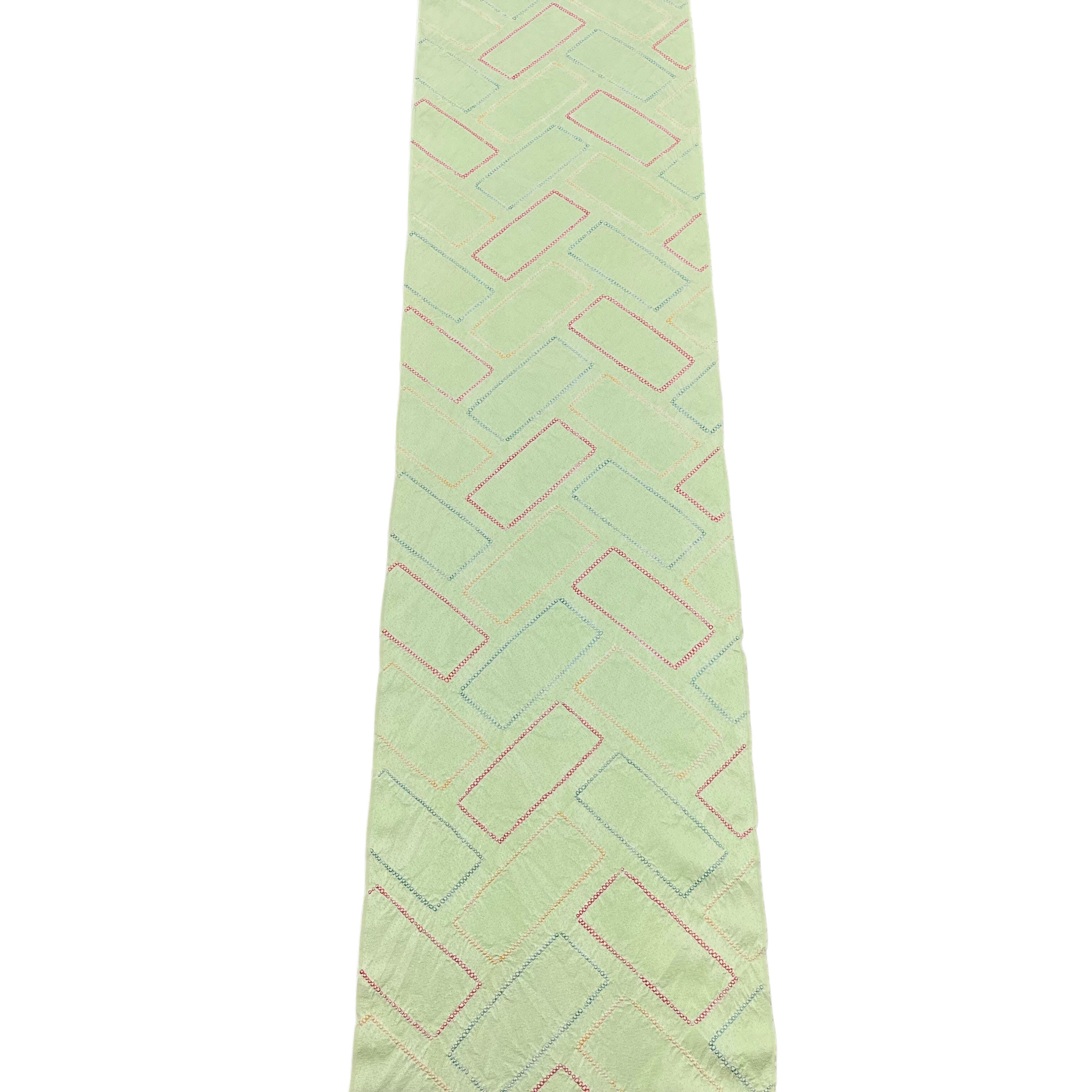 يباع بالمتر حرير خالص مربع