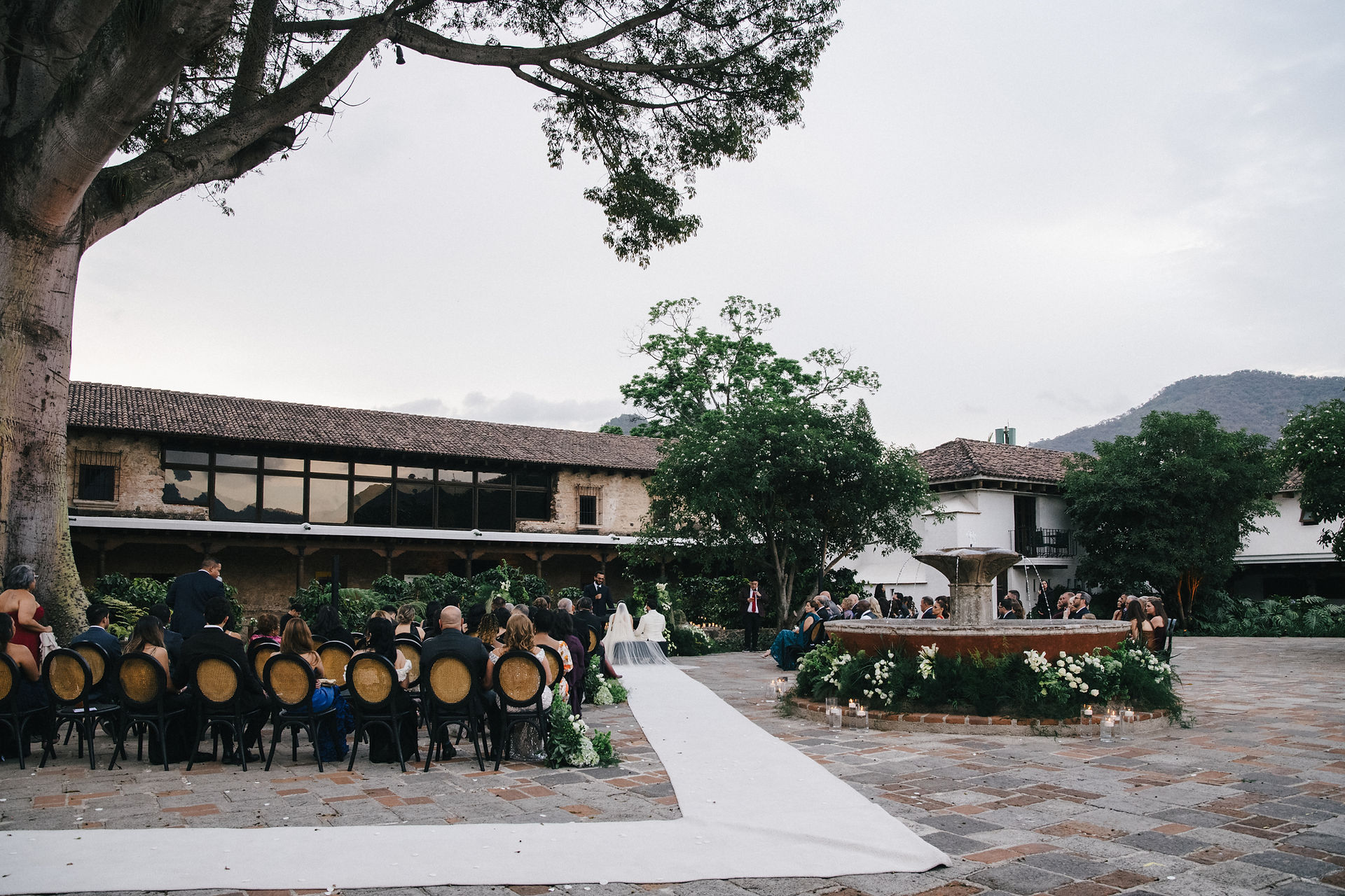 Exterior ceremony in Casa Santo Domingo, Antigua Guatemala. Luxury wedding venues in Guatemala.