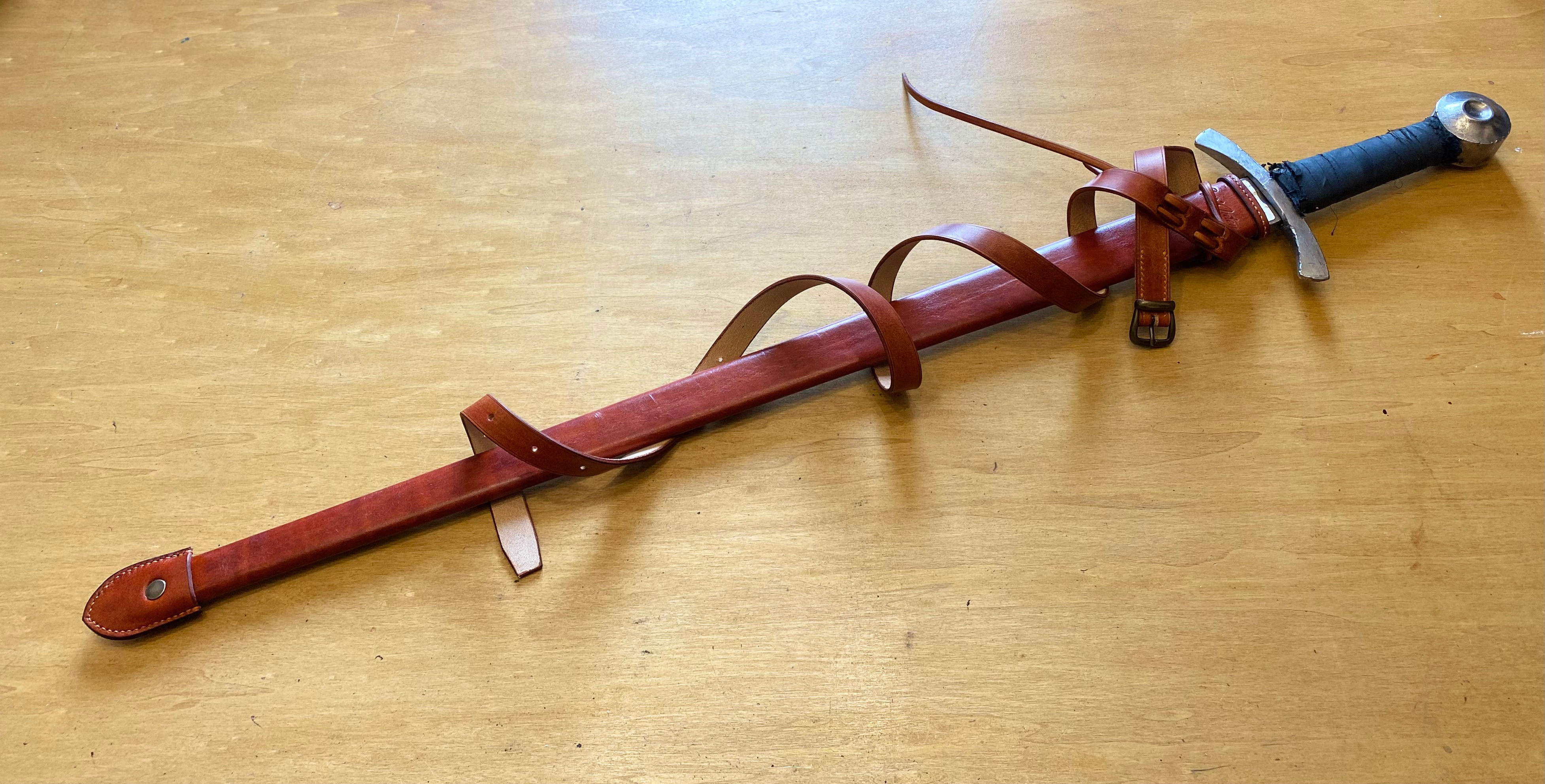 fourreau-epee-cuir-equintense