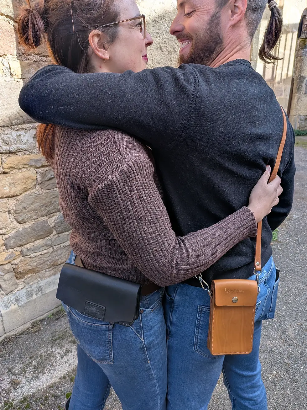 Miniature : sacoche-en-cuir-equintense-porte