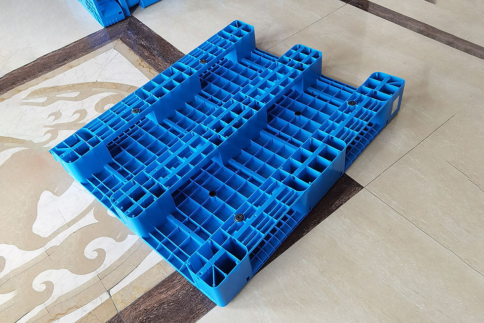 China Top Quality Flat Deck Plastic Pallets Manufactured by Enlightening Plast