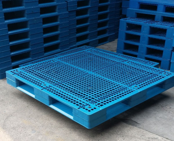 China Top Quality Plastic Pallets Manufactured by Enlightening Plast