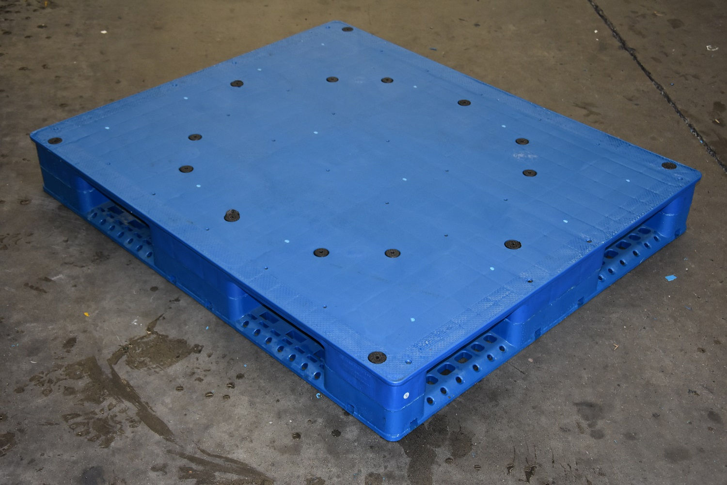China Top Quality Plastic Pallets Manufactured by Enlightening Plast