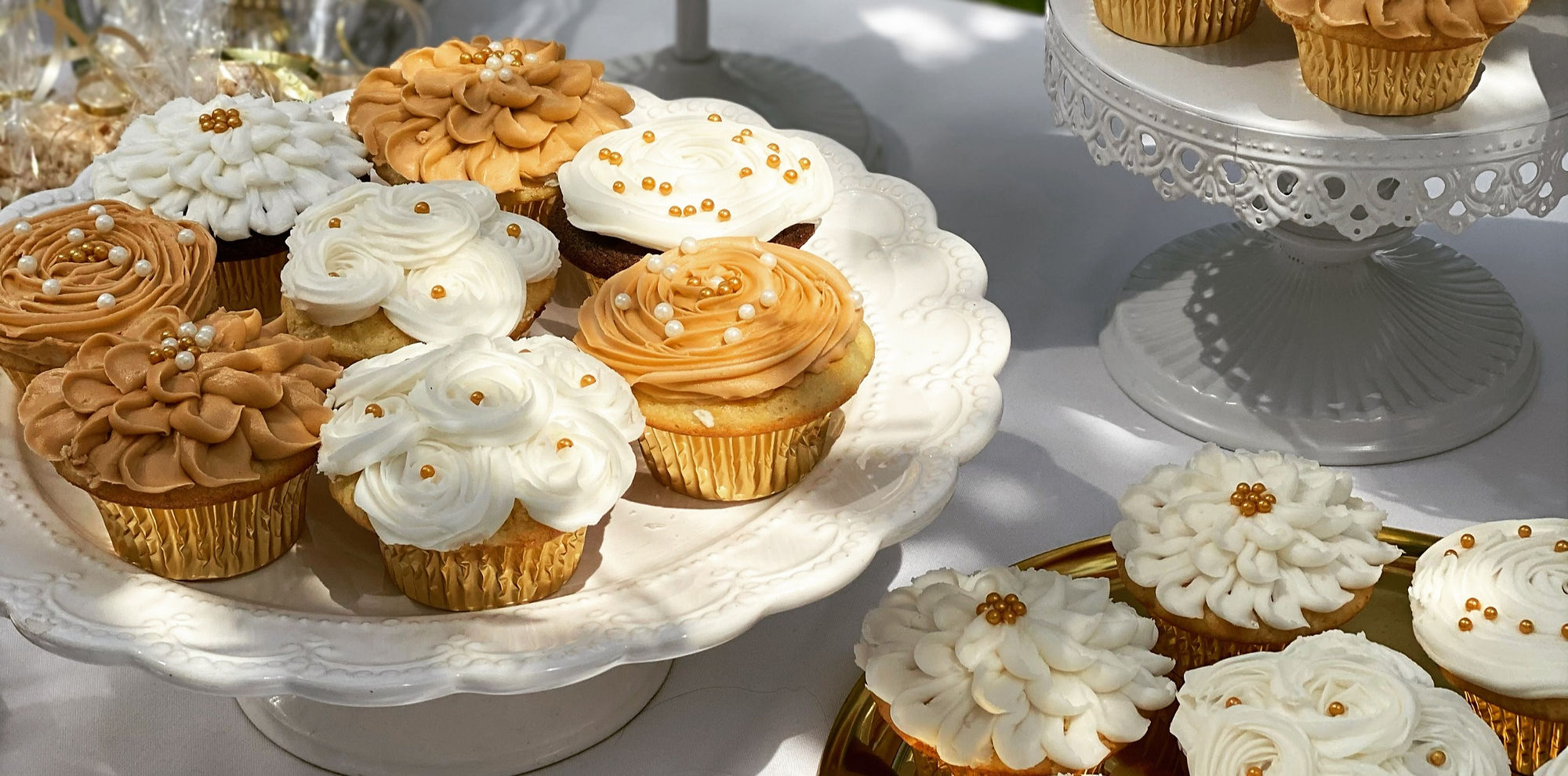 Cakes & Cupcakes