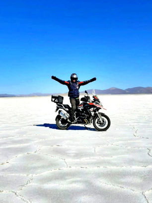 O Atacama com certeza é imperdível, e pensando nisso nós elaboramos um roteiro espetacular passando pela belíssima cidade de Cafayate, suas montanhas e vinícolas, tornando a viagem dos seus sonhos muito mais interessante.

