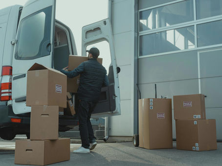 Using Ecommerce Shipping Software to Meet 2026 Delivery Expectations