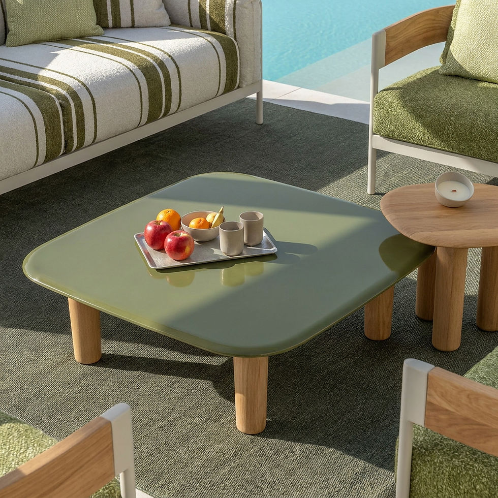 Salon de jardin FLOW Talenti avec canapé, fauteuils et table basse 100x100 vue piscine