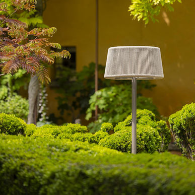 lampadaire solaire réglable Les Jardins ROP&SSTRIP 175 cm