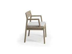 Chaise avec accoudoirs