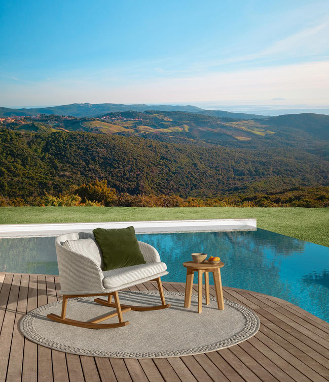 mobilier de jardin luxueux et contemporain