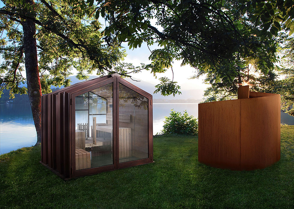 Micro-architecture au bord de l’eau – Pavillon La pièce qui n’existe pas d’Il Giardino di Corten, structure acier corten et façades vitrées, posé sur pelouse près d’un lac.
