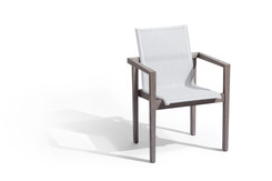 Chaise avec accoudoirs
