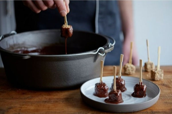 Faitout hollandais en fonte pour Kamado EGG