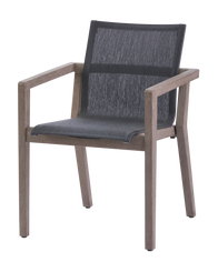 Chaise avec accoudoirs