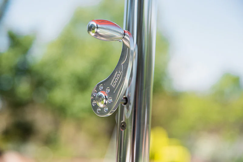 Manivelle inox ergonomique TUUCI, réglage précis parasol Ocean Master