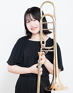 山田佳奈_edited.jpg