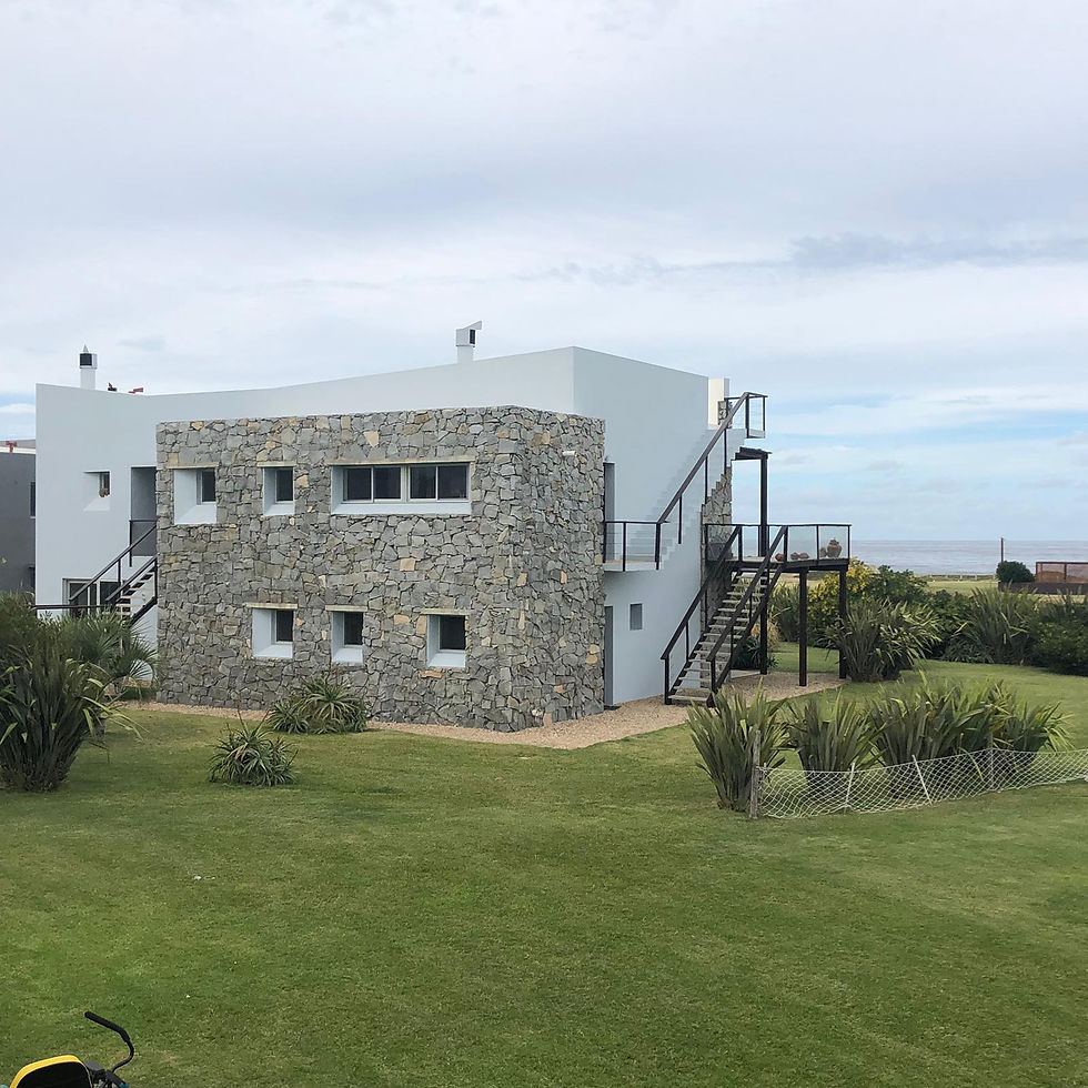 Miniatura: Casa 1200m2, Manantiales