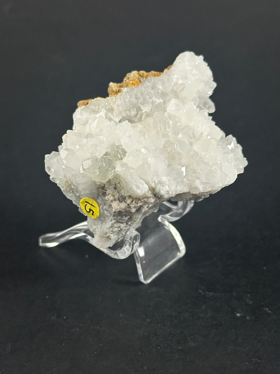 Miniature : Spécimen de fluorite sur apophyllite