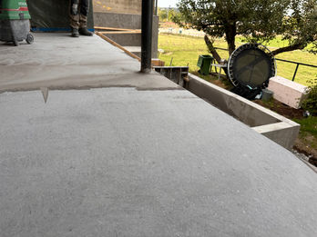 Béton décoratif poncé et poli