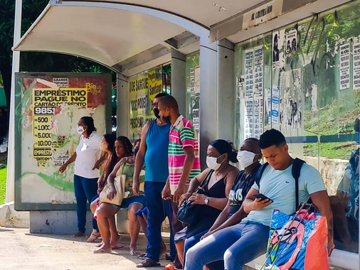 Salvador sofre com greve dos ônibus no dia do aniversário