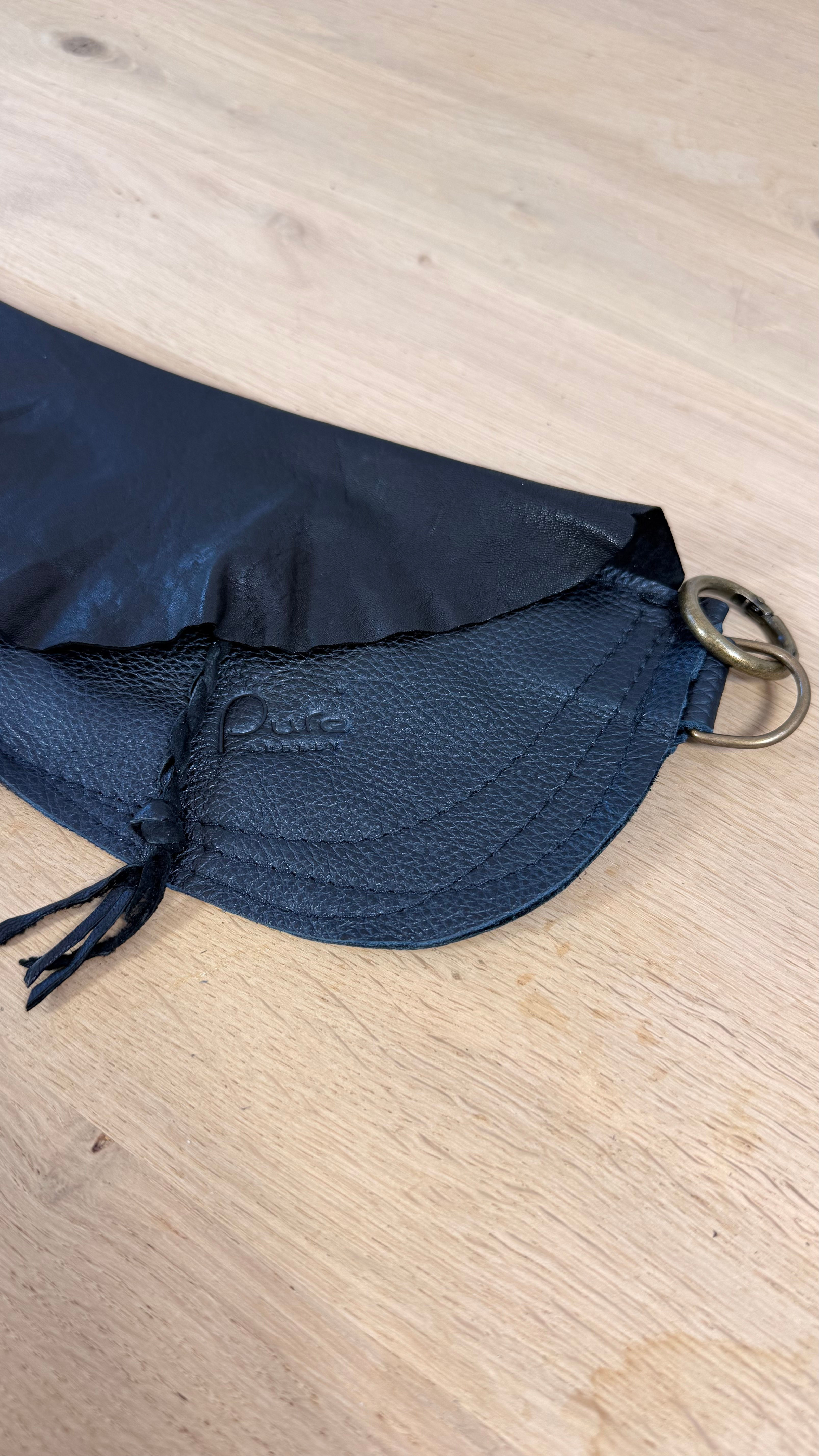 Zwart leren Jeans tasje - handgemaakt