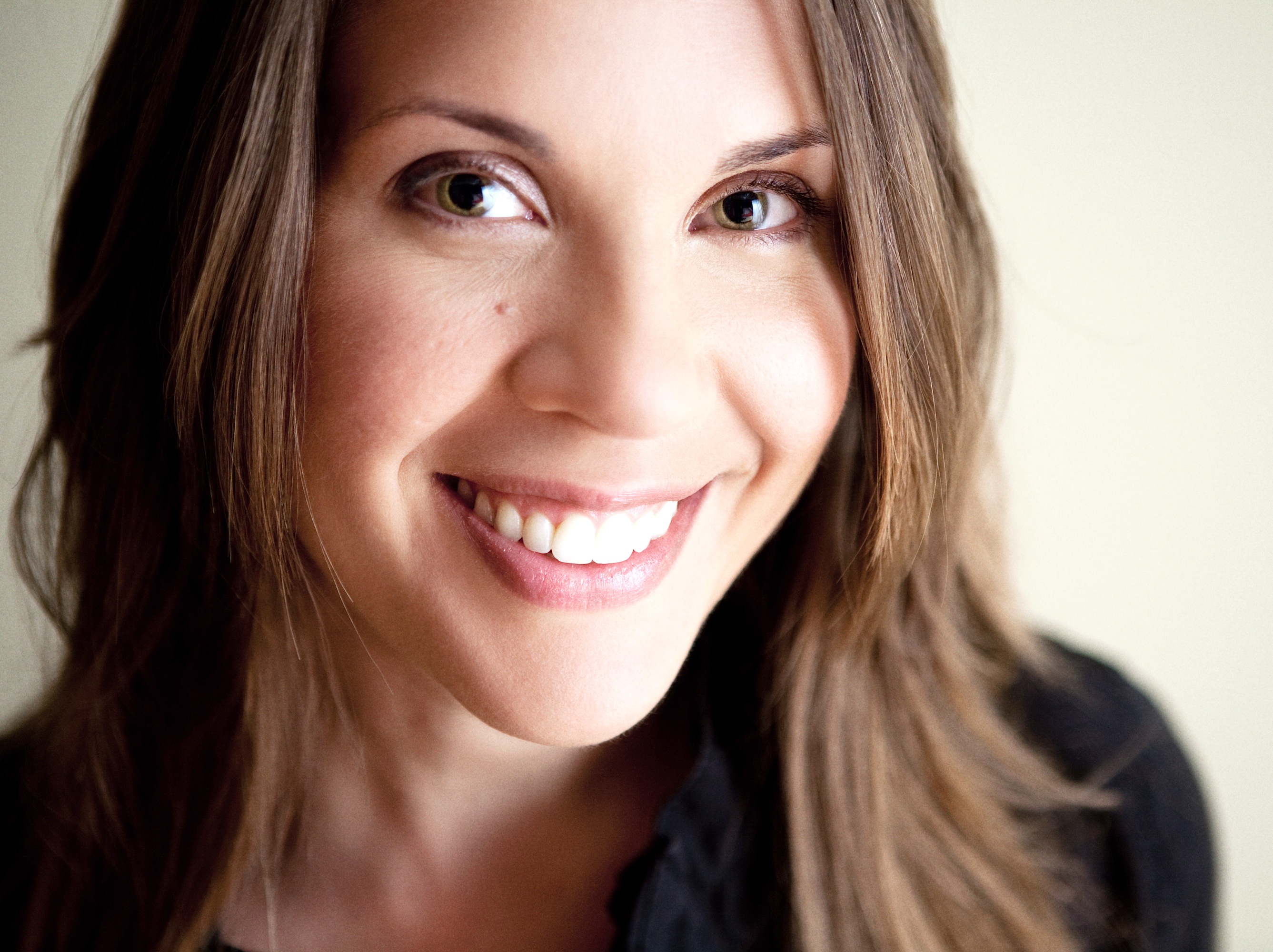 Top LA Celebrity Vocal Coach Kira Los Angeles & Online