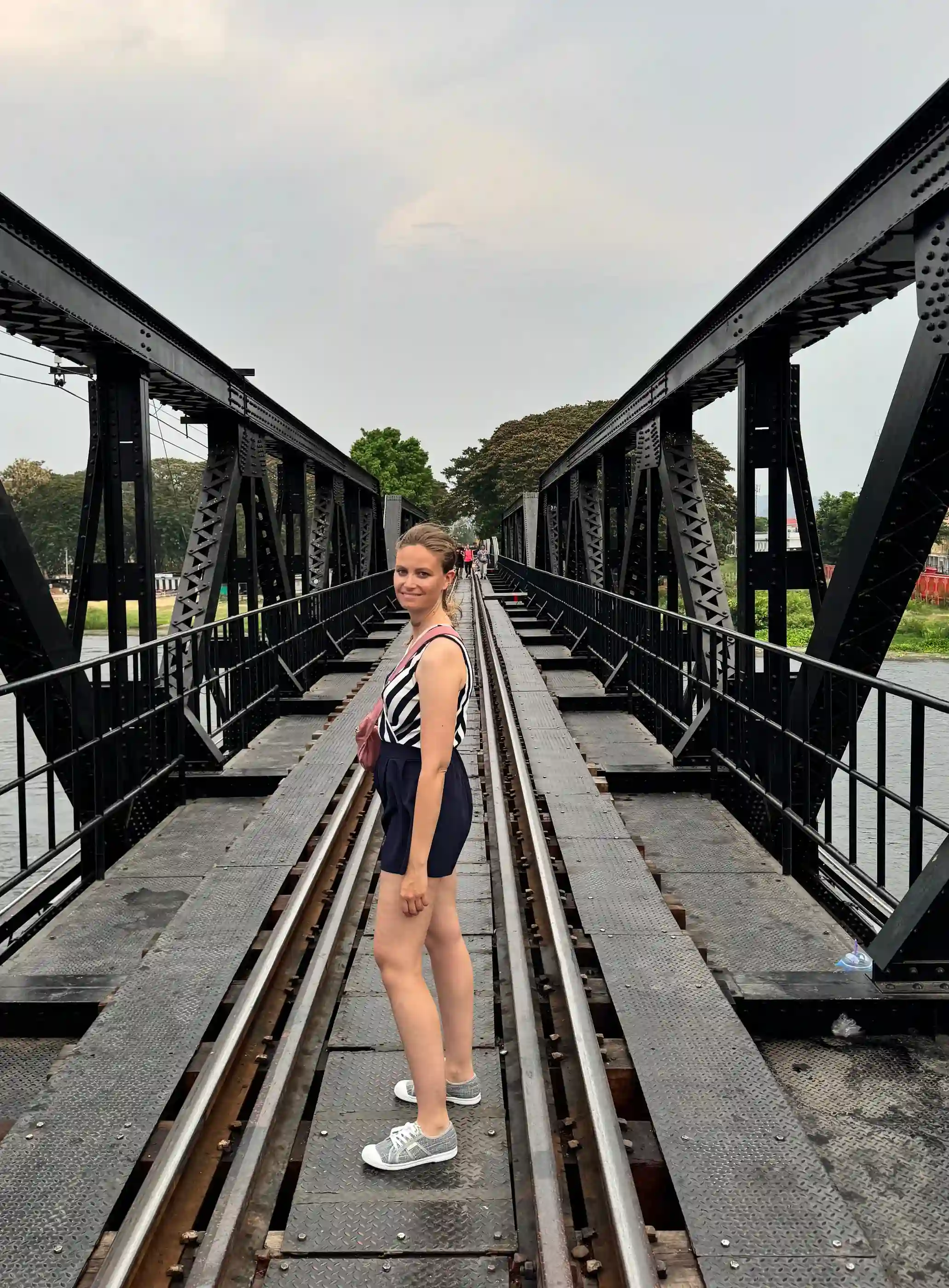 Pont rivière Kwaï historique Kanchanaburi Thaïlande