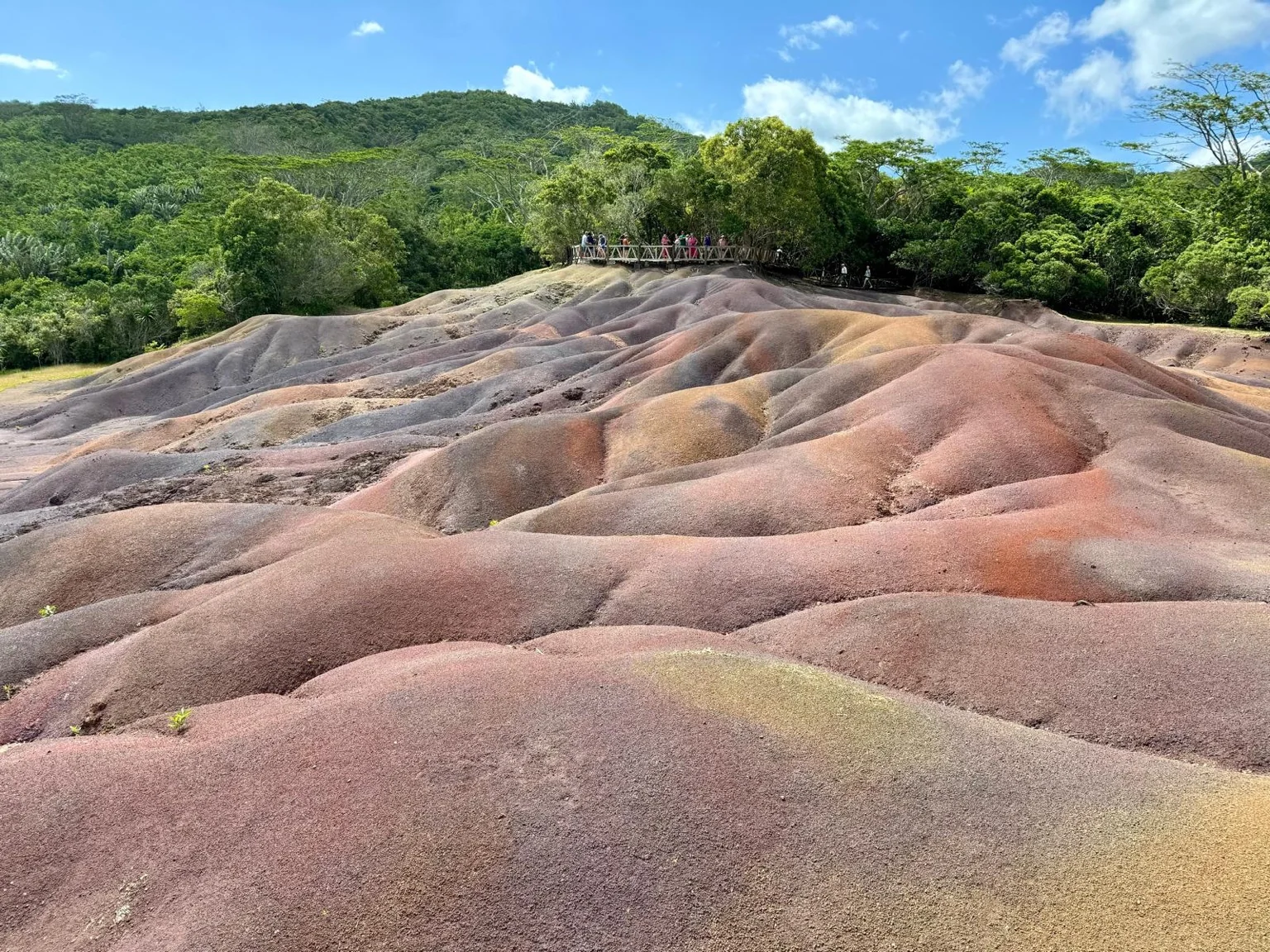 Terres colorées Chamarel sud île Maurice