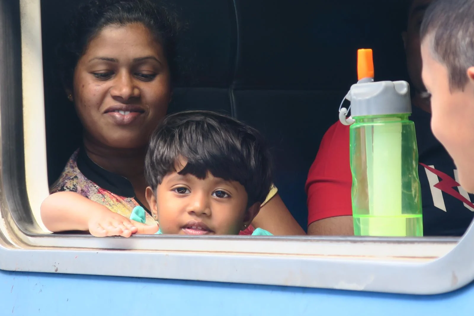 Train local famille Sri Lanka