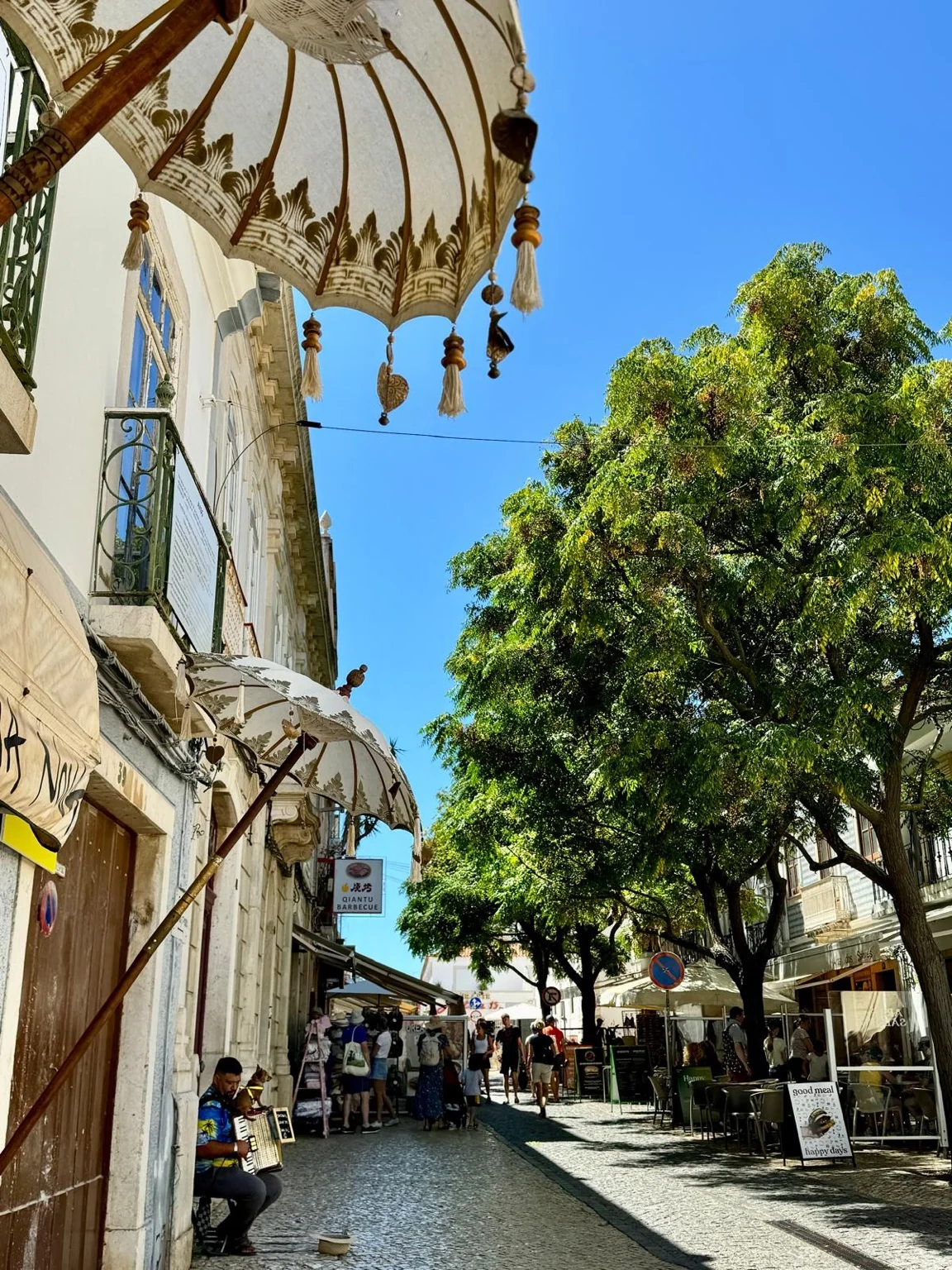 Azulejos bleus façade ruelle Lagos Algarve Portugal
