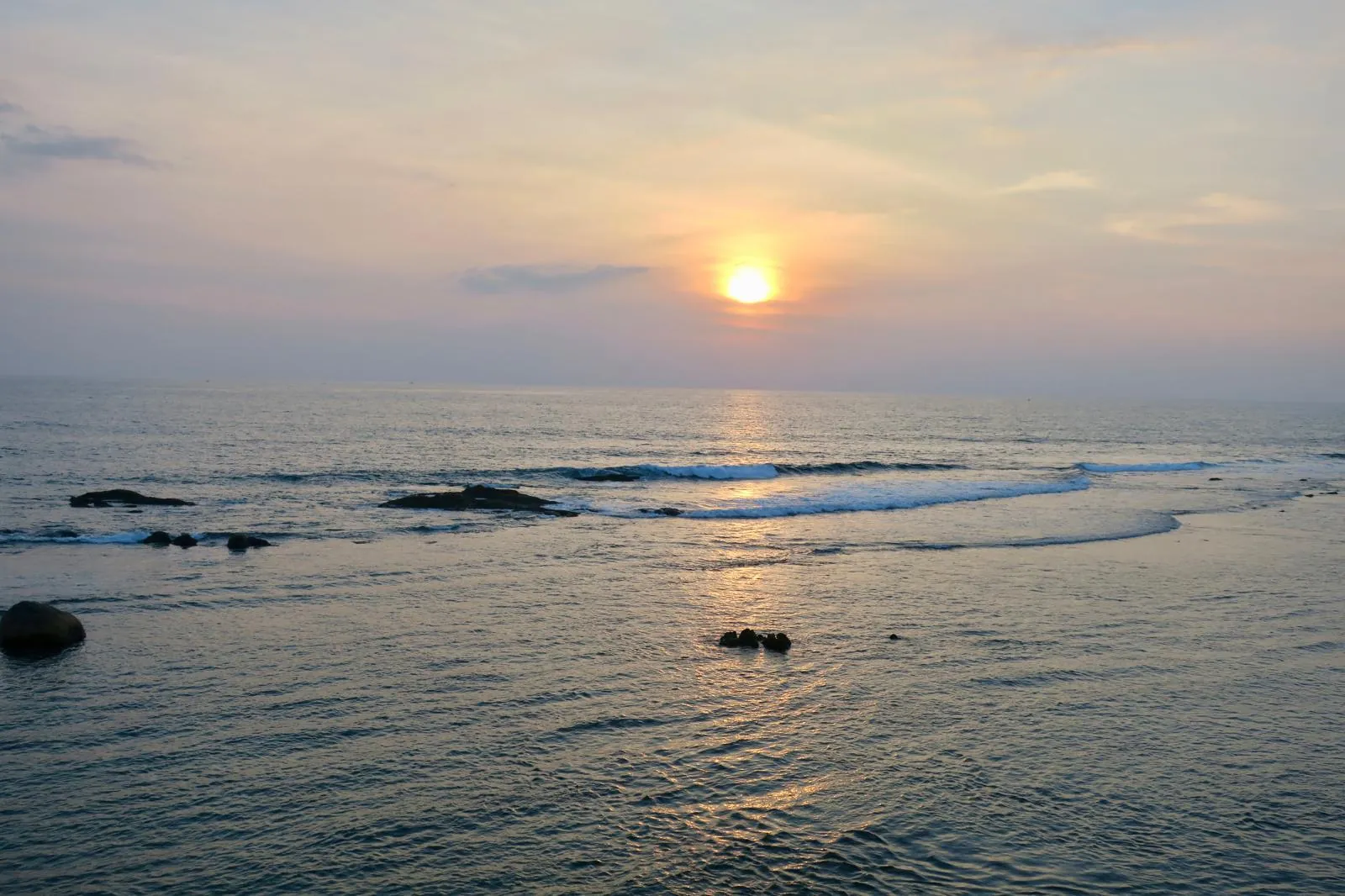 Coucher soleil plage océan Sri Lanka