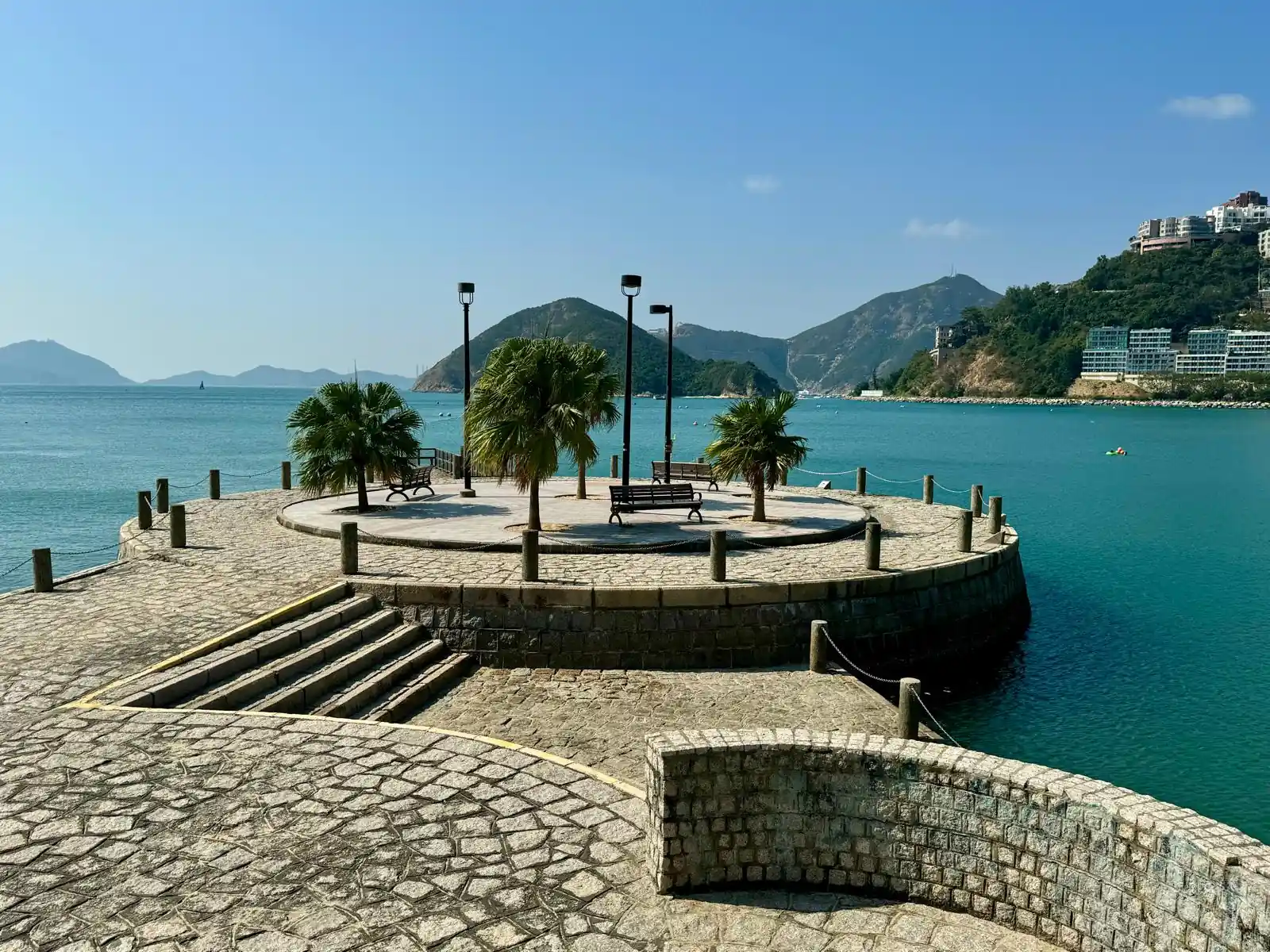 Promenade Repulse Bay palmiers mer Hong Kong