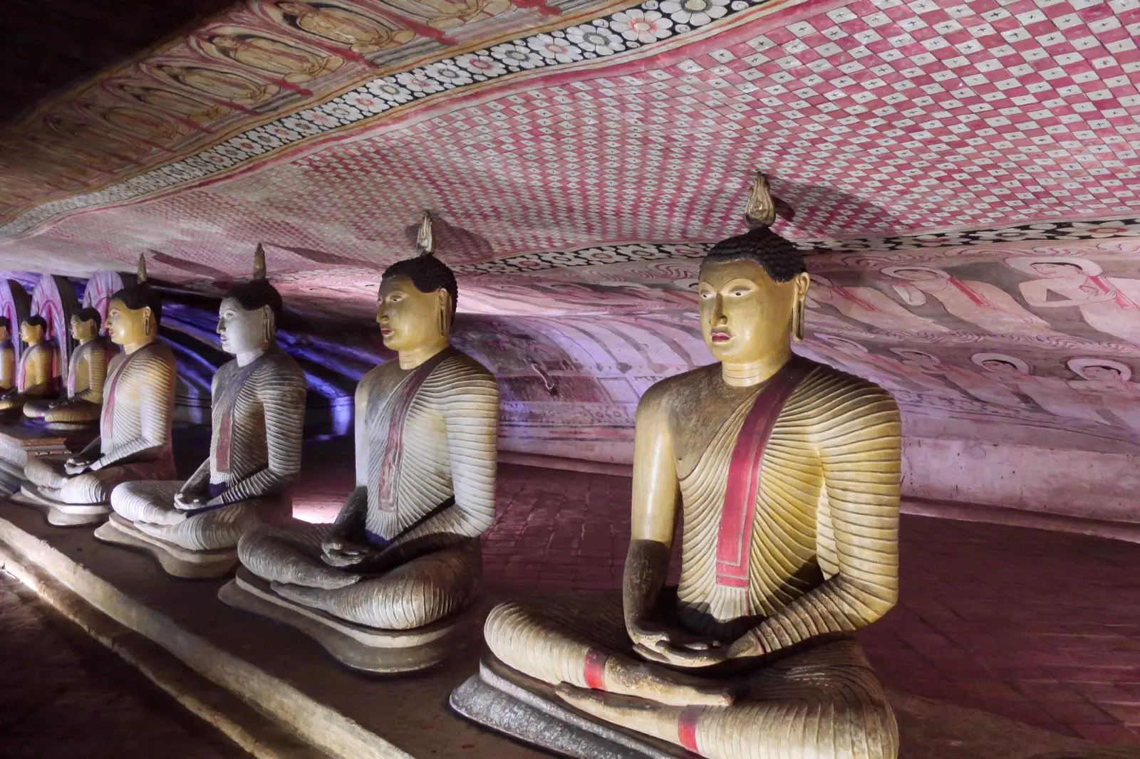 Statues Bouddha temple Dambulla Sri Lanka