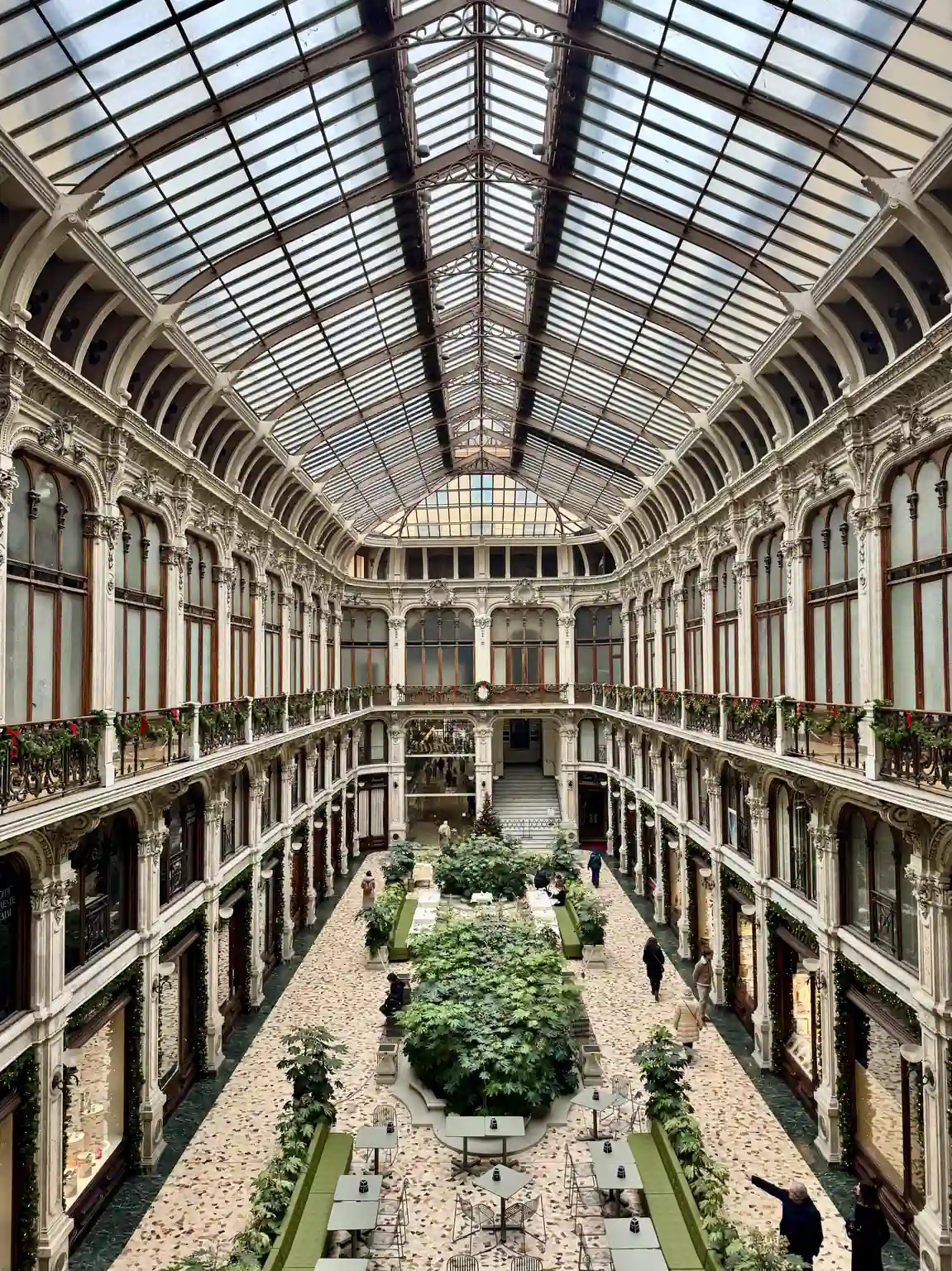 Galerie Subalpina - verrière jardin intérieur Turin Italie
