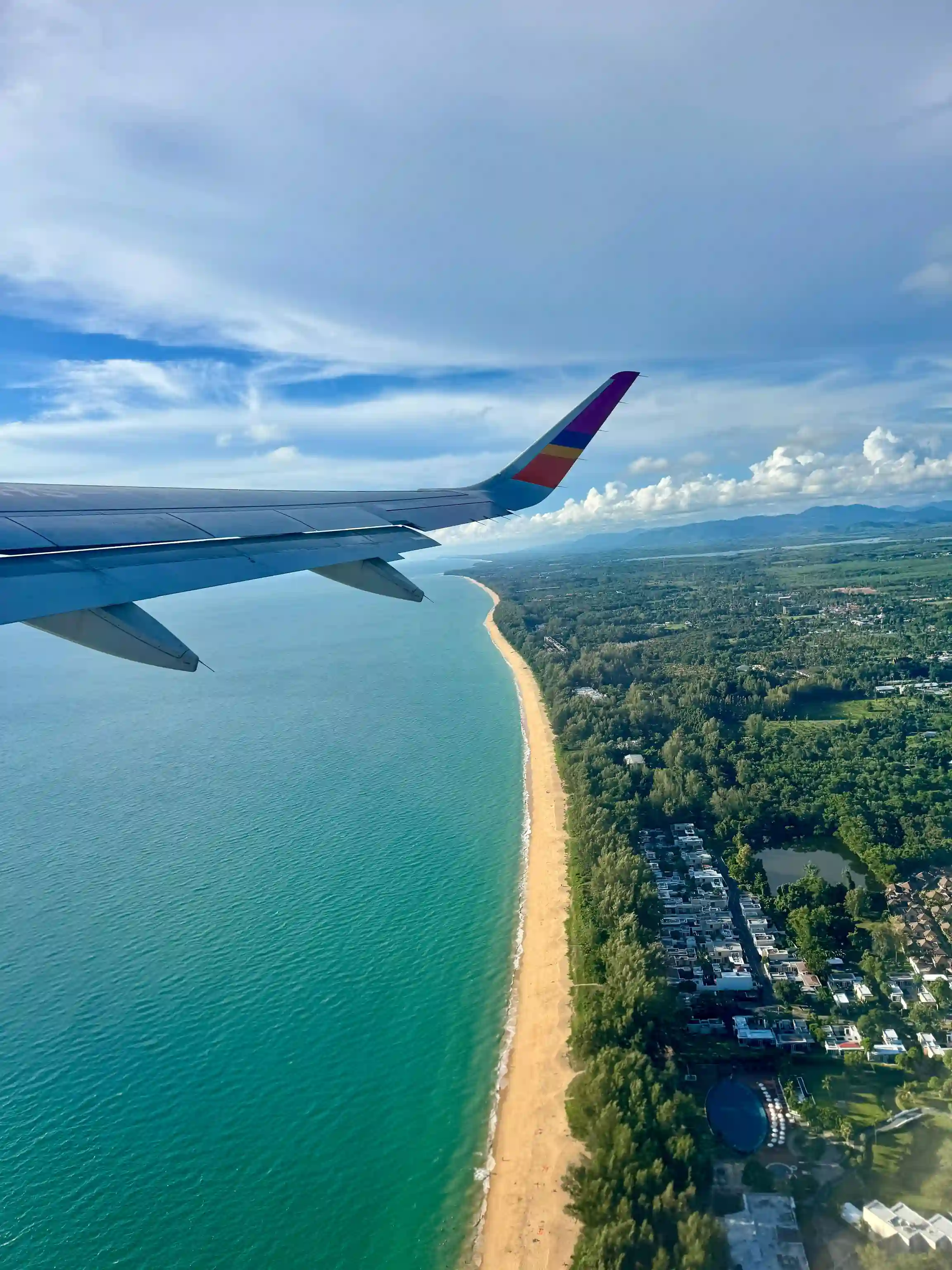 Vue avion côte plage mer Krabi Thaïlande