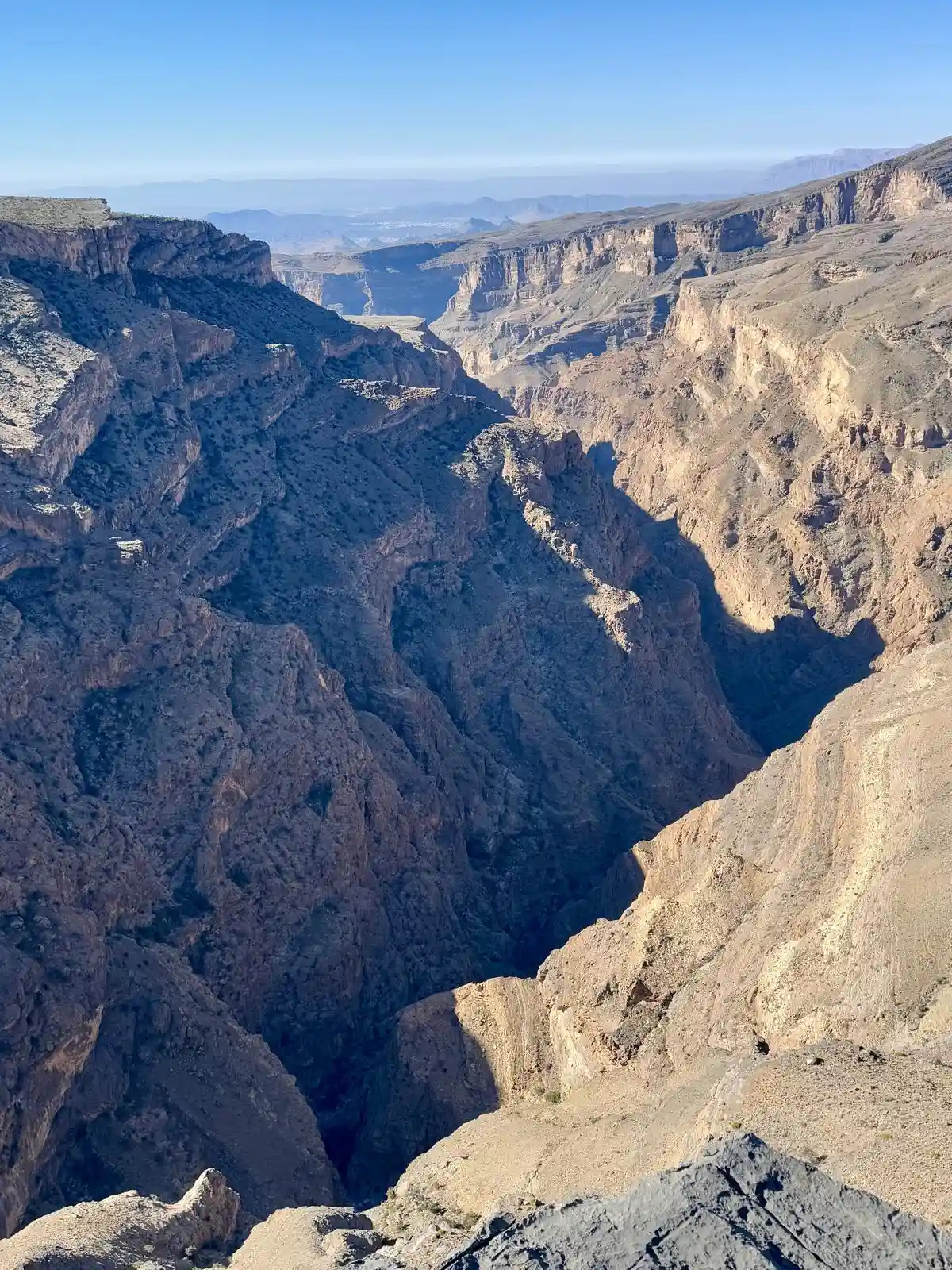 Canyon falaises abruptes Jabal Akhdar Oman