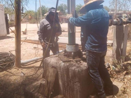 Se reestablece el servicio de agua potable en el ejido Santa María