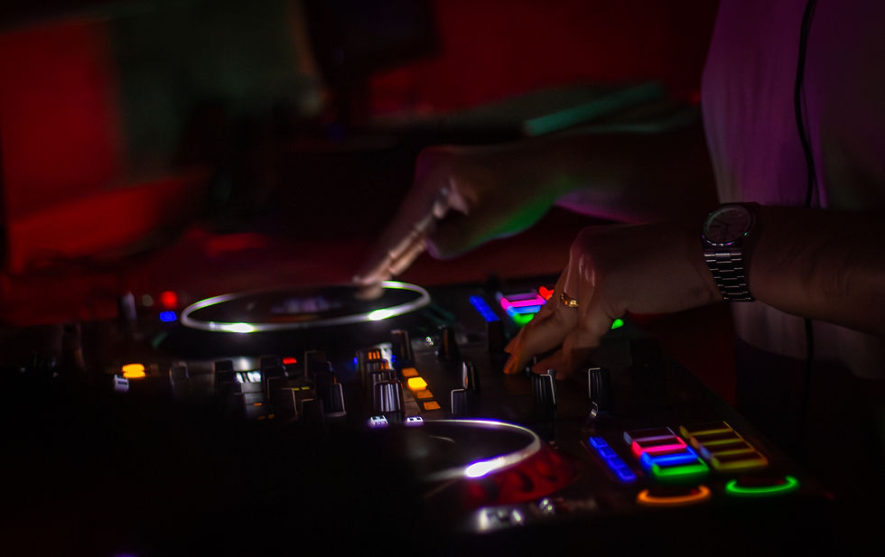 Bilik belakang Dj clubbing