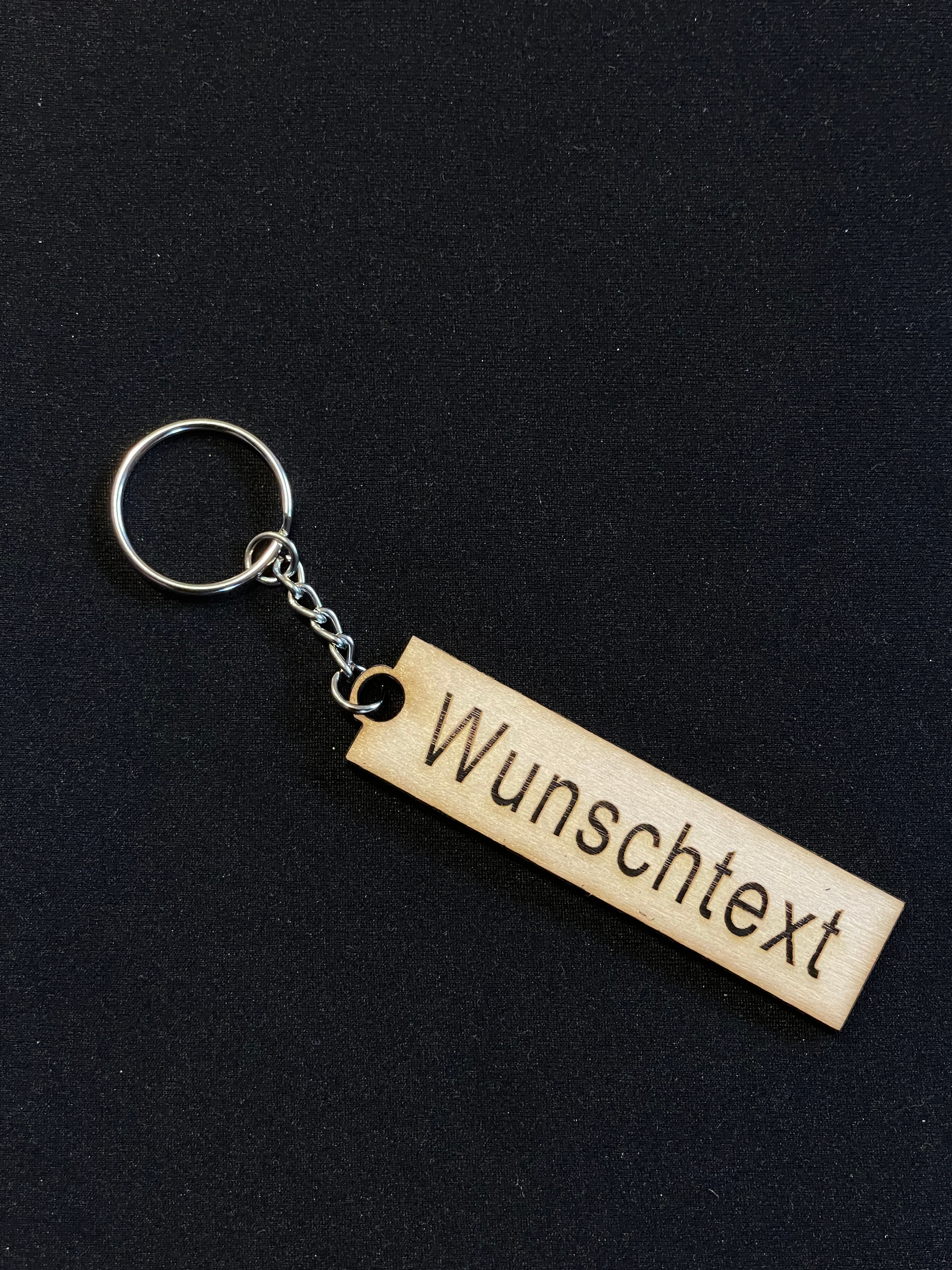 Schlüsselanhänger Holz, Individuelle Gravur