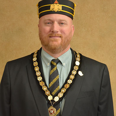 Michael J. Estright, 32°