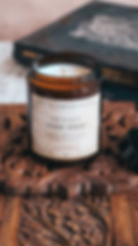 Bougie_artisanale_naturelle_vegetale_couvercle_la_taniere_de_yule_pomme_epicee_tarte_7350 