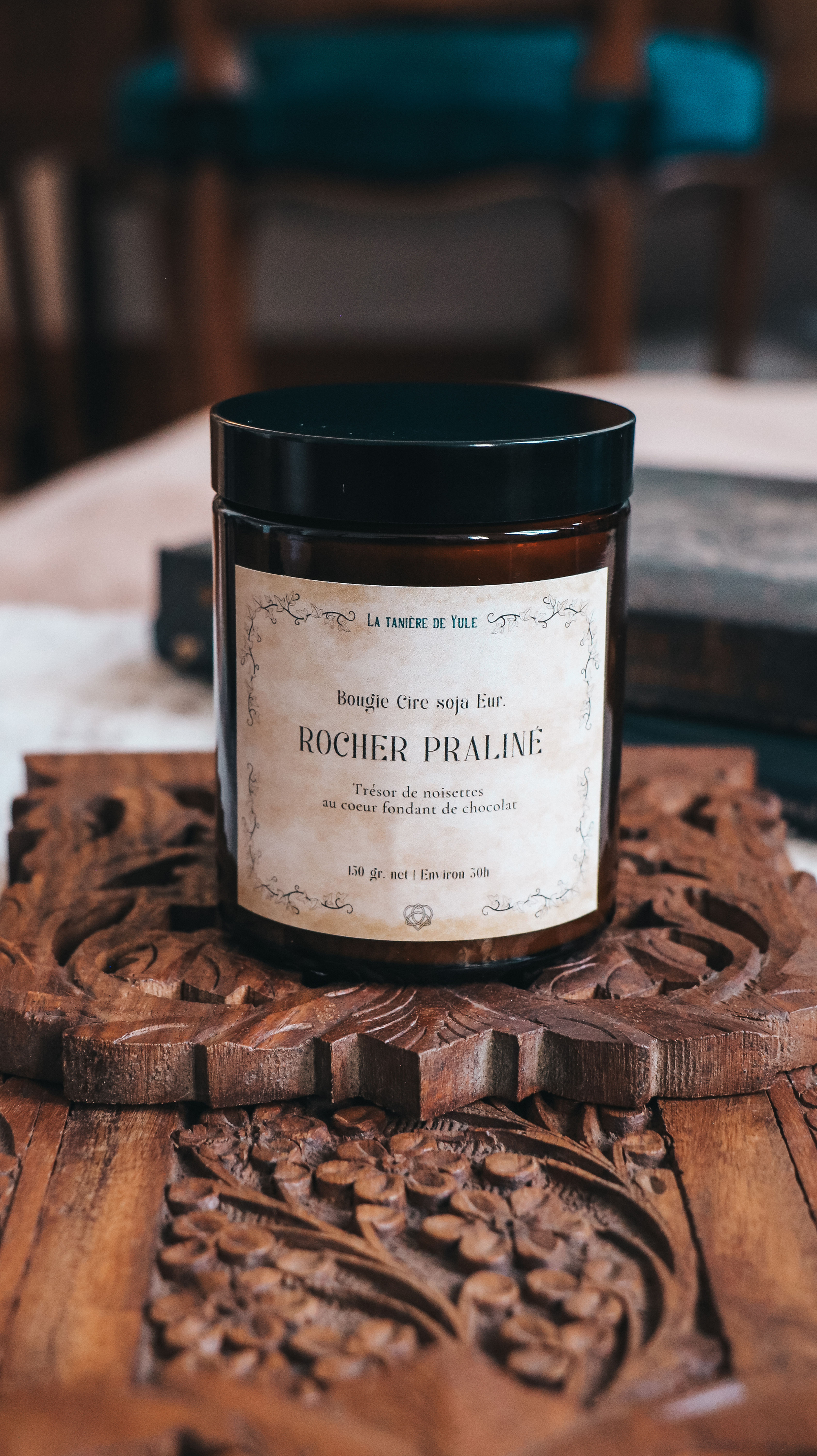 Bougie "Rocher praliné"