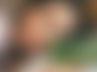 Foto de uma mulher dormindo com o título "Você tem dificuldades para dormir? Descubra como a cannabis pode ajudar"
