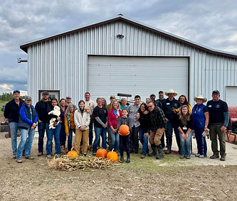 Beer & Brats Group Pic 2025.jpg