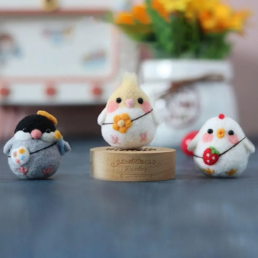 Miniature : Kit artisanal poupée laine, feutre, aiguilles 
