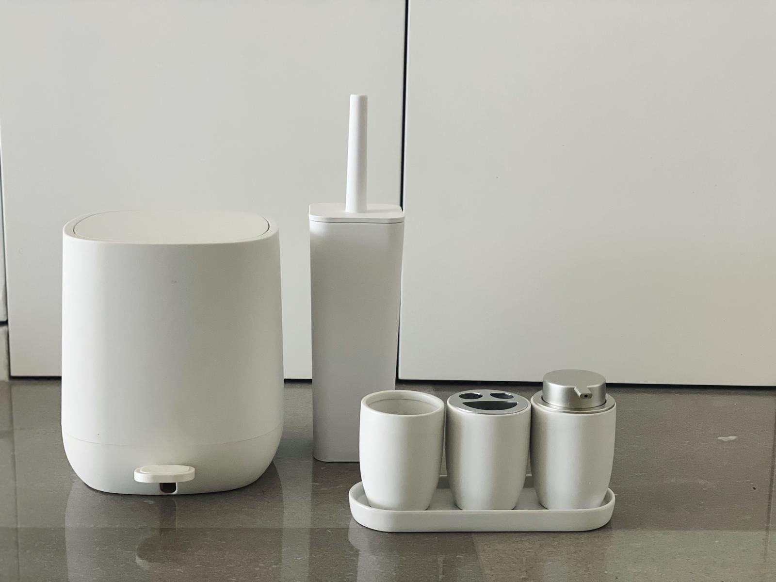 ״נואר״ - סט נורדי לאמבטיה