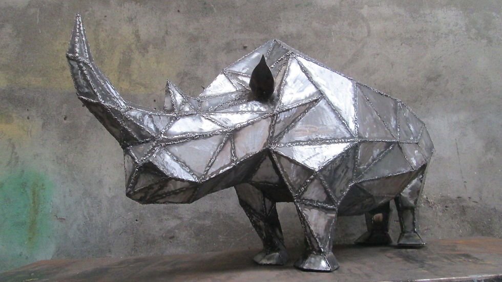 Rinoceronte metal