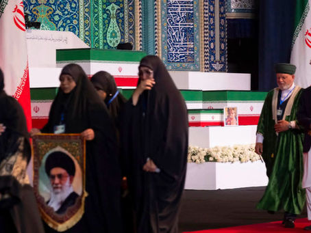Iran : après Qom, la dépouille d’Ali Khamenei prend la route des hauts lieux du chiisme en Irak